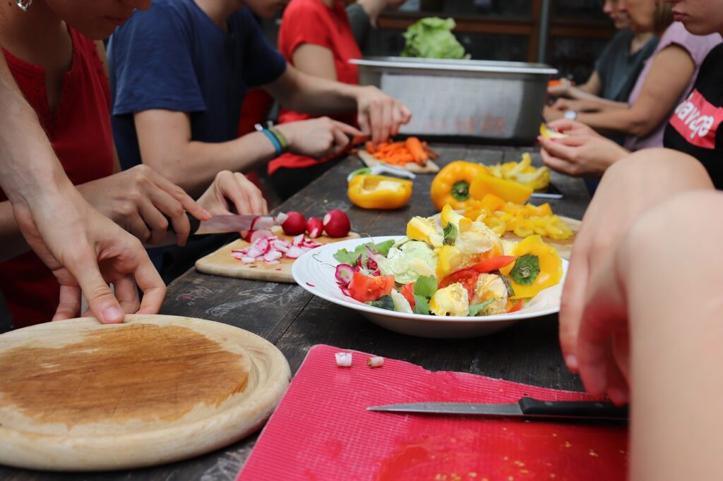 And Is Sharing Dishes Encouraged Or Discouraged?