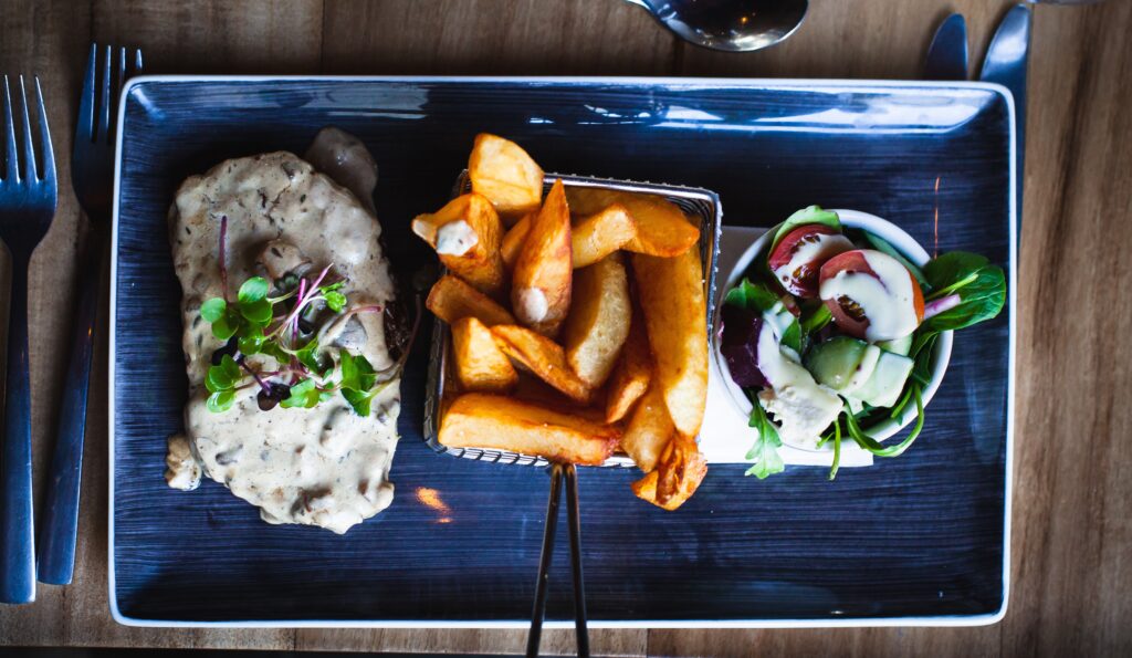 How Do Fine Dining Restaurants Source Their Ingredients