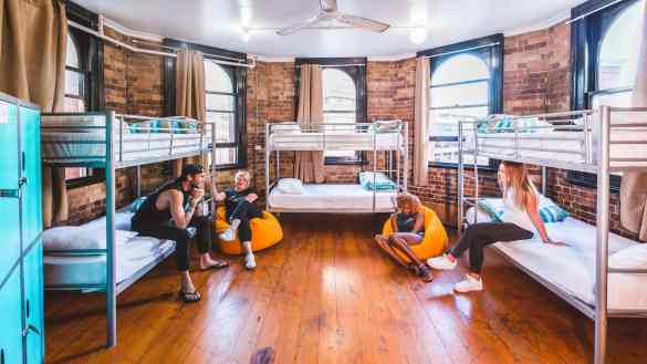 Strategies to Score Cheap Accommodations While Traveling